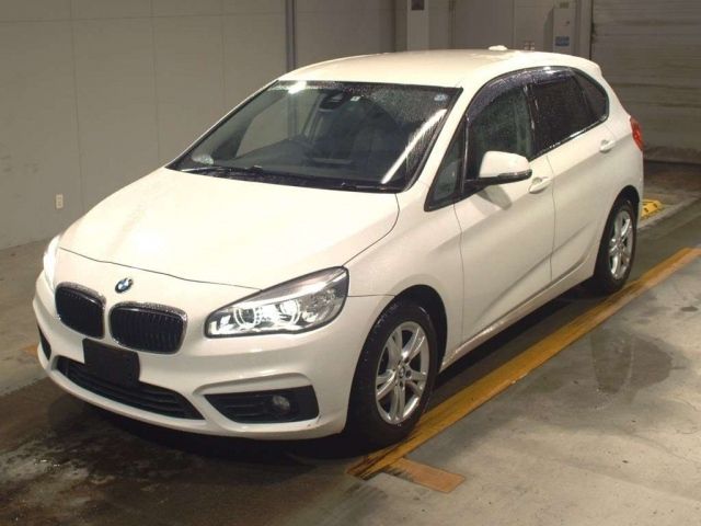 5056 BMW 2 SERIES 2016 г. (TAA Kyushu)